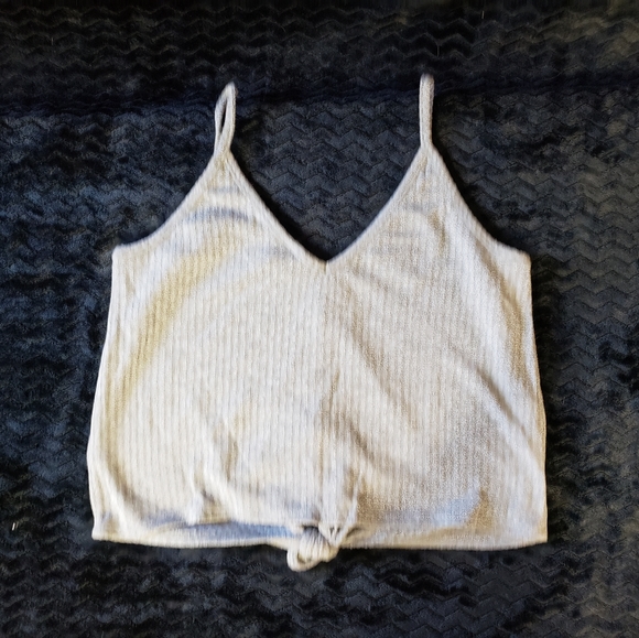 Gray crop top with tie Size Medium - Picture 2 of 2